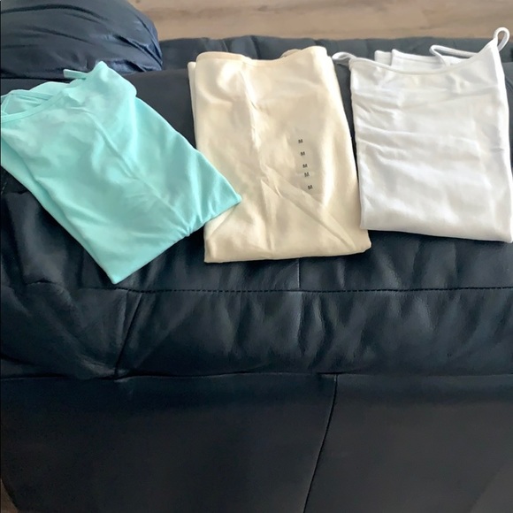 Cute different tank top new - Picture 2 of 3